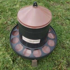 CHEMIN DES POULAILLERS Mangeoire Poule À Pieds En Plastique Recyclé Eco 12kg