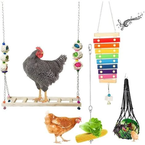 BAICCCF Accessoire Poulailler Lot De 4 Jouets De Poulet Pour Accessoires De Poulailler, Balançoire De Poulet, Xylophone, Mangeoire à Suspendre Pour Légumes, étagère à Fruits De Poulet Pour Coq De Volaille, Grand Oiseau, Perroquet, Cadeau De Divertissement.